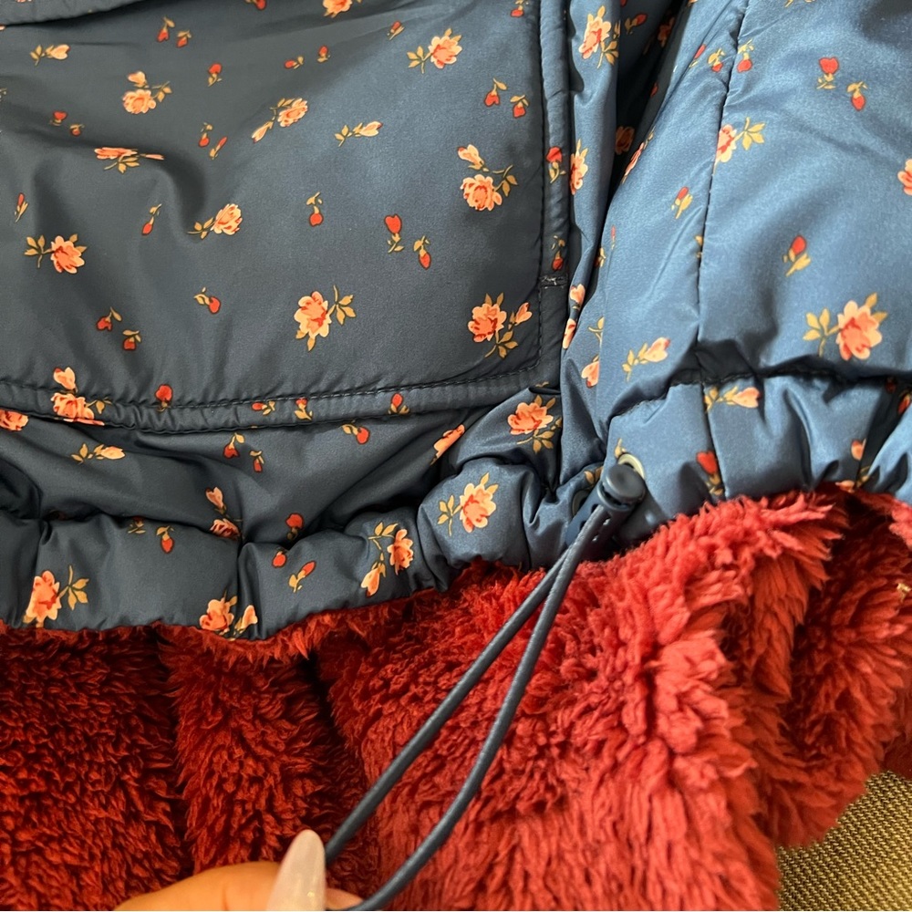 American Eagle Outfitters AEO reversible floral print jacket Sherpa Large - Picture 7 of 7